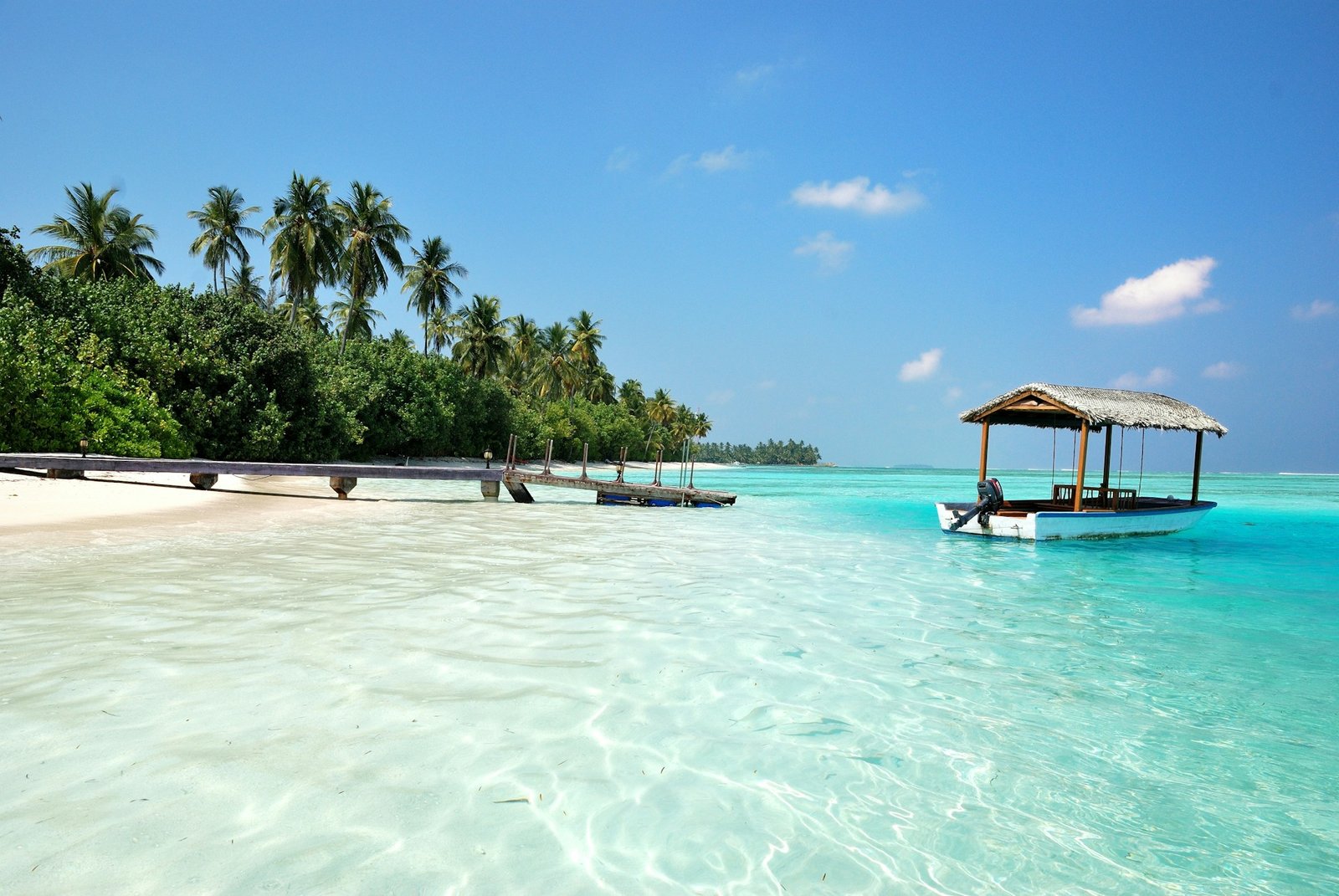 Fihalhohi Island Resort and Maafushi (4D/3N)